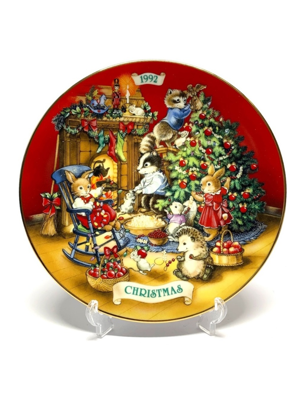 Vintage Avon 1992 Sharing Christmas With Friends Plate 22K Gold